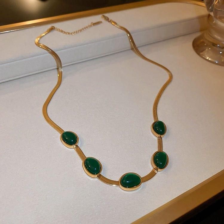 Emerald Radiance Jewelry Set